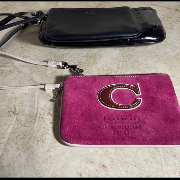 Coach Wristlet bundle - Picture 3 of 7